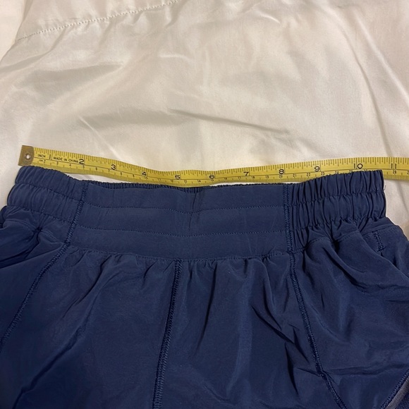 Lululemon hottie hot - Picture 4 of 6